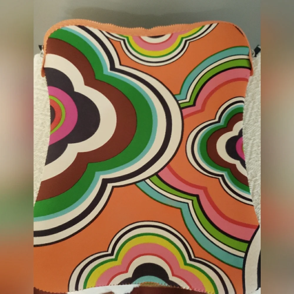 BUILT BRAND CLOTH ZIPPER COMPUTER SLEEVE.60'S THEME ABSTRACT DESIGN 14½